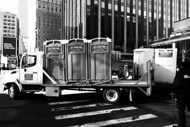 Portable Toilet Options We Offer in Parole, MD